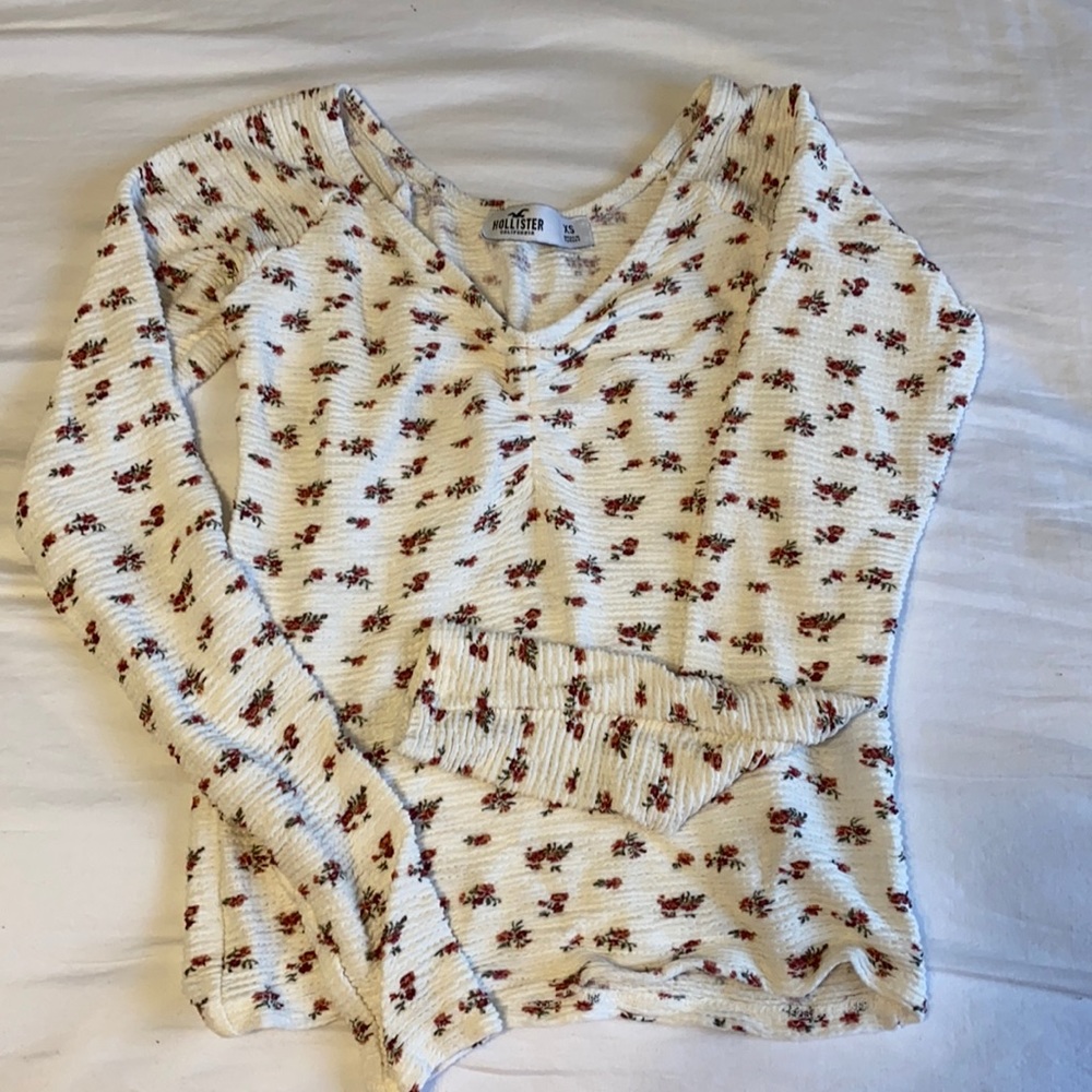 Hollister floral croptop